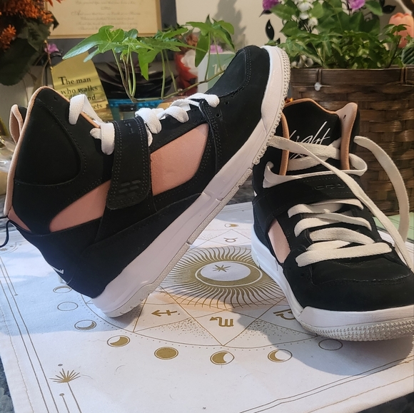 Jordan Flight 45 High IP GS 'Black and Rose Gold' Size 3Y - Picture 10 of 10